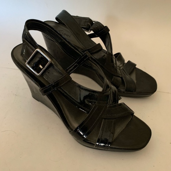Fioni black strappy wedge shoes heels - Picture 11 of 12
